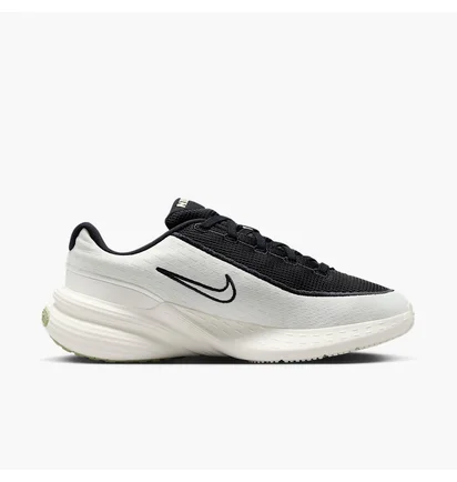 Кросівки жіночі Nike W Uplift Sc Black/White IB2766-100