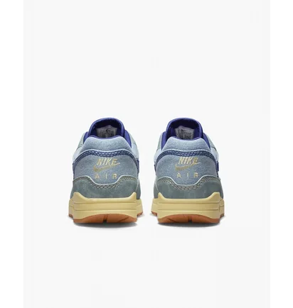 Кросівки чоловічі Nike Air Max 1 Light Blue Dv3050-300