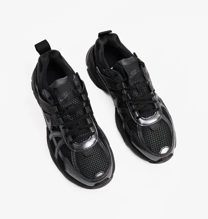 Кросівки жіночі Nike V2K Run Shoes Black FD0736-001