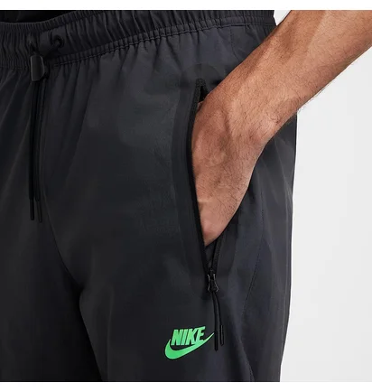 Штаны мужские Nike Tech Woven Pants Black HM8241-060