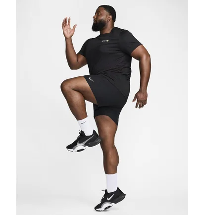Футболка чоловіча Nike Dri-Fit Fitness T-Shirt Black FZ8044-010