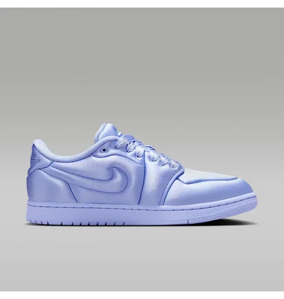 Кросівки жіночі Air Jordan 1 Mm Light Blue HF3969-400