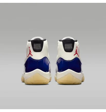 Кроссовки мужские Air Jordan 11 Retro White/Blue IH0296-400