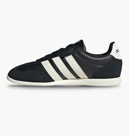 Кроссовки мужские Adidas Barreda Lo Black/White HQ7382