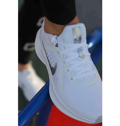 Кроссовки женские Nike Downshifter 10 White Ci9984-100