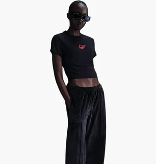 Футболка жіноча Nike Sportswear Chill Knit Slim Cropped Black HF9534-010