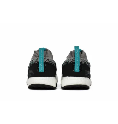 Кроссовки мужские Adidas Consortium Ultraboost Mid S.E. X Packer Shoes Black CM7882