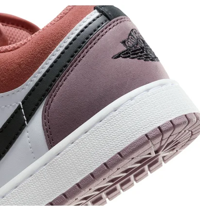 Кросівки дитячі Air Jordan 1 Low Se Sky J Mauve Lifestyle Shoe Multi FB9908-102