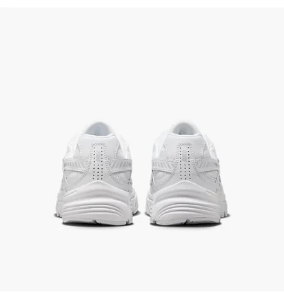Кросівки жіночі Nike Initiator White/Metallic 394053-100
