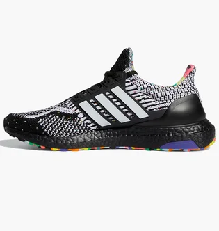 Кросівки унісекс Adidas Ultraboost 5.0 Dna Pride Shoes Black/White Gy4424