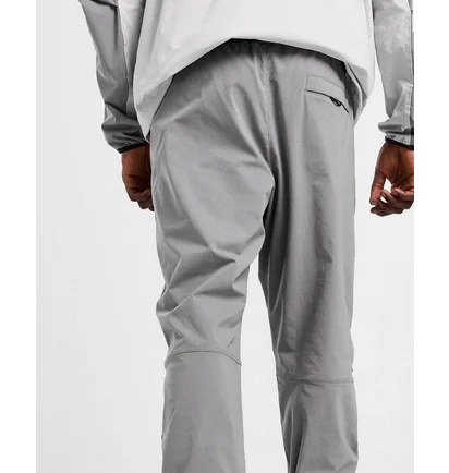 Спортивный костюм мужской Nike Tech Woven Grey HM7151-014__HM8241-014