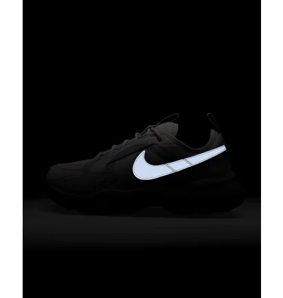 Кросівки жіночі Nike Tc 7900 Shoes Pink DD9682-002