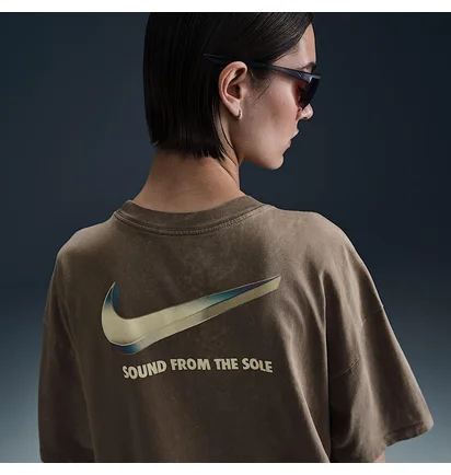 Футболка жіноча Nike Sportswear Brown HF9691-214