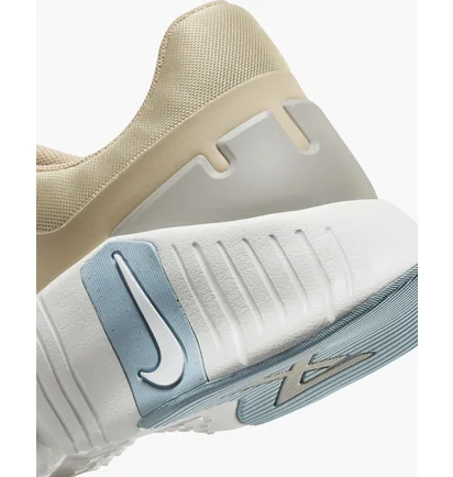 Кросівки жіночі Nike Free Metcon 5 Workout Shoes Beige DV3950-105