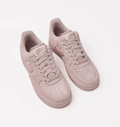 Кроссовки женские Nike Air Force 1 07 Pink HV4406-601