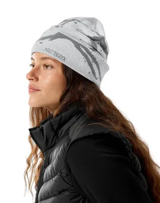 Шапка унисекс Arc'teryx Grotto Grey X00001006709-SOLITUDE-VOID