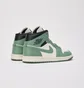 Кроссовки женские Air Jordan Air 1 Mid Green/White BQ6472-130