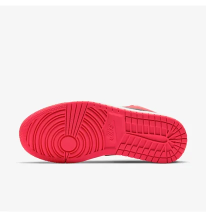Кросівки жіночі Air Jordan 1 Wmns Low Siren Red DC0774-600