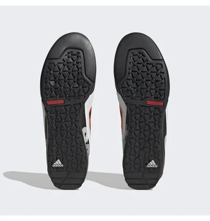 Кросівки чоловічі Adidas Terrex Swift Solo Approach Shoes Orange Hr1302