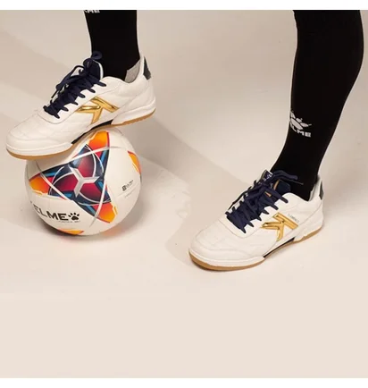 Футзалки унісекс Kelme Flamenco Lnfs White 55.899.919