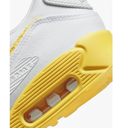 Кросівки жіночі Nike Air Max 90 Se WomenS Shoes White FJ4548-100