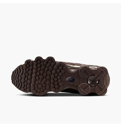 Кросівки жіночі Nike Shox Tl Brown IB7699-200