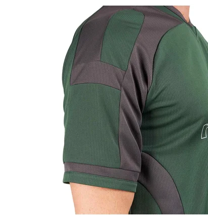 Футболка мужская Metalwood Studio Paneled Jersey Green MWS24-04-100-SPR-TAR