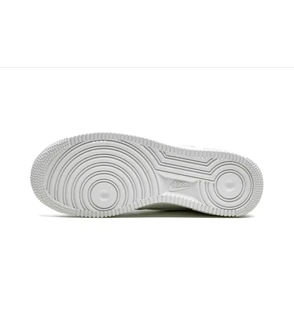 Кросівки жіночі Nike Wmns Air Force 1 07 White 315115-166