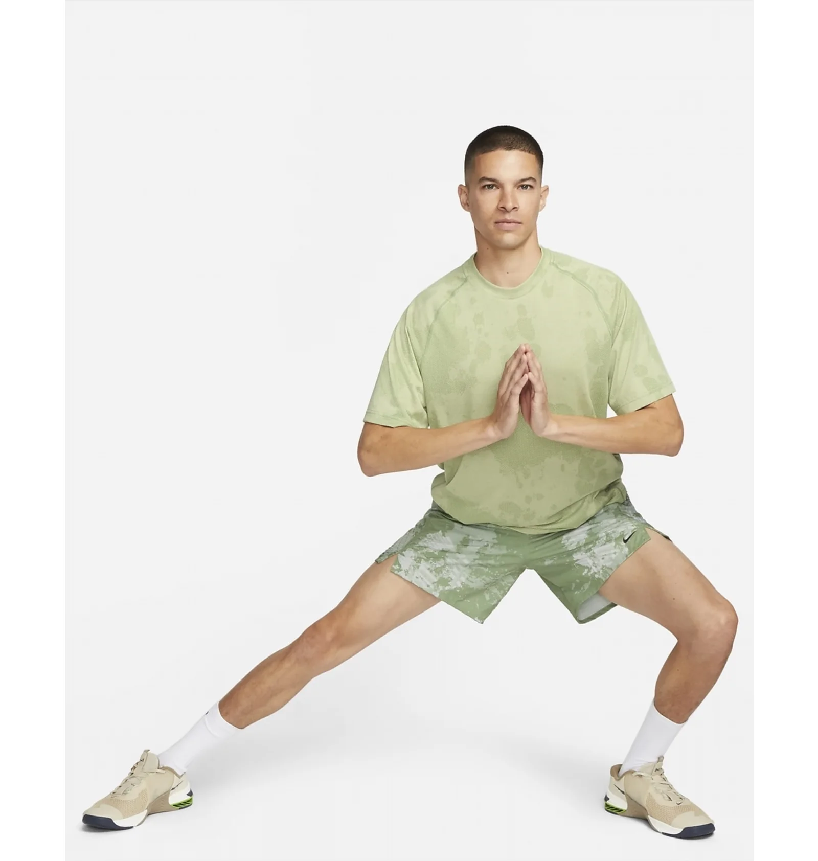 ᐉ Футболка мужская Nike Dri-Fit Olive DX6954-371 - купить в