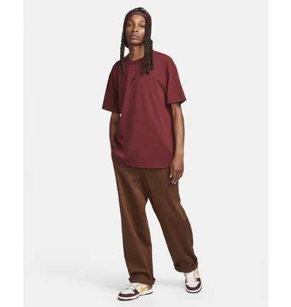 Футболка мужская Nike Sportswear Premium Essentials T-Shirt Bordo DO7392-619