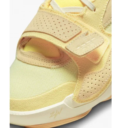 Кроссовки мужские Air Jordan Zion 2 Full Moon Basketball Shoes Yellow FJ2957-200