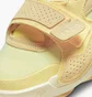 Кроссовки мужские Air Jordan Zion 2 Full Moon Basketball Shoes Yellow FJ2957-200
