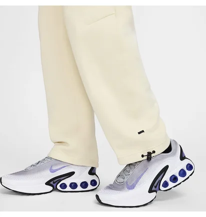 Штаны мужские Nike Tech MenS Fleece Open-Hem Pants Beige HJ6533-234