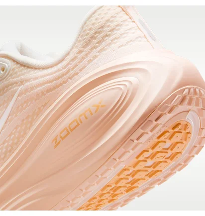 Кросівки жіночі Nike Vomero Plus WomenS Road Running Shoes Peach HV8154-801