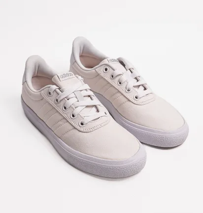 Кросівки жіночі Adidas Vulc Raid3R Skateboarding Shoes White Gx0872