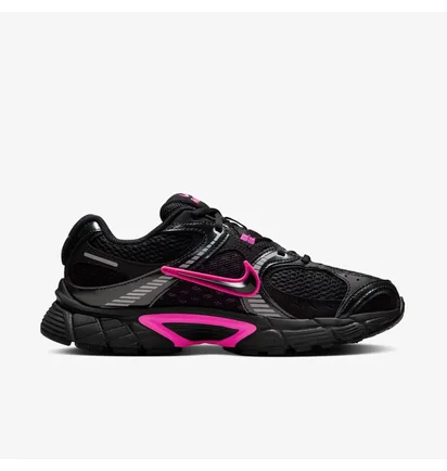 Кросівки жіночі Nike V5 Rnr Black HQ7901-002