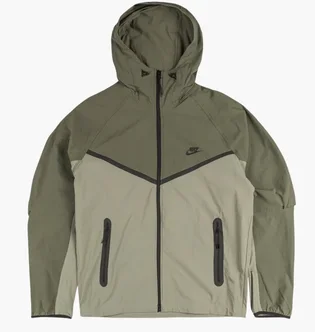 Ветровка мужская Nike Tech Woven Olive HM7151-321