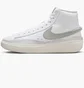 Кросівки чоловічі Nike Blazer Phantom Mid Shoes White DX5800-101