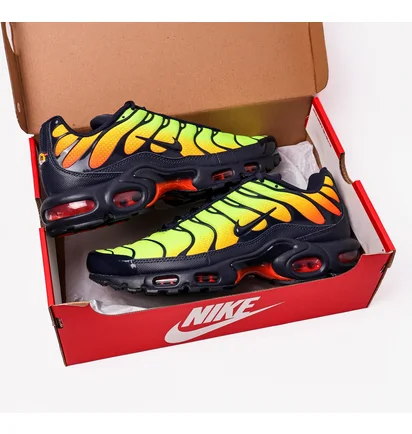 Кросівки чоловічі Nike Air Max Plus Black/Yellow DM0032-701
