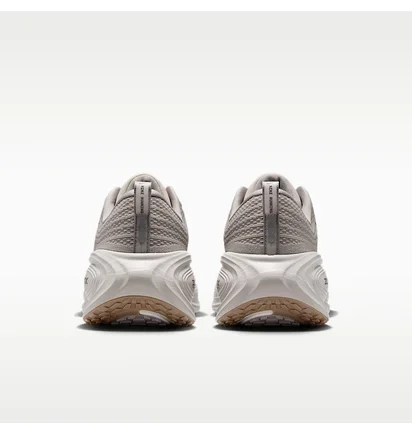 Кросівки чоловічі Nike Vomero Plus MenS Road Running Shoes Beige HV8150-005