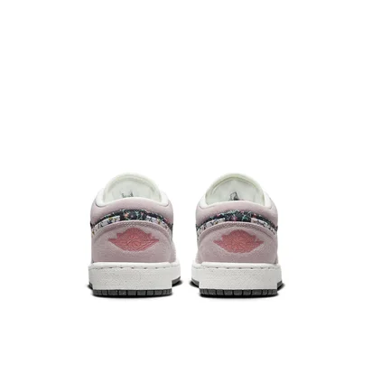Кросівки дитячі Air Jordan 1 Low Se Gs Pink/Black FJ3445-001