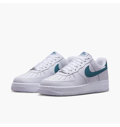 Кроссовки мужские Nike Air Force 1 07 White FJ4146-114
