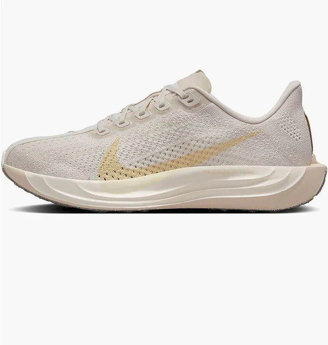Кросівки жіночі Nike Pegasus Plus Road Running Shoes Beige FQ7261-100