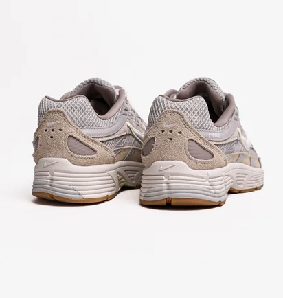 Кросівки жіночі Nike Wmns P-6000 Photon Grey HV4312-025