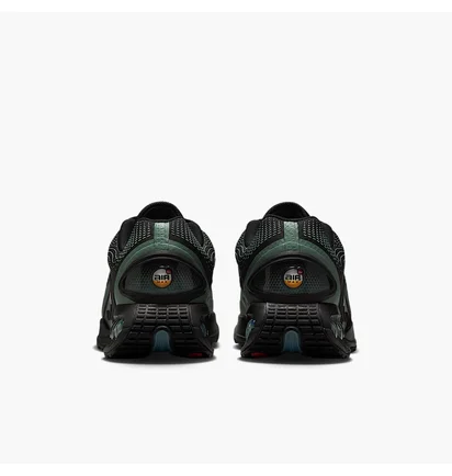 Кросівки чоловічі Nike Air Max Dn Black DV3337-023