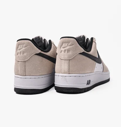 Кроссовки мужские Nike Air Force 1 07 Lv8 White/Beige IB6388-100
