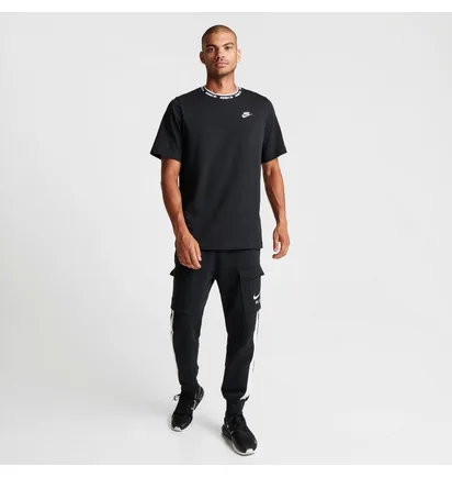 Футболка чоловіча Nike Sportswear Club Futura Logo T-Shirt Black FB7309-010