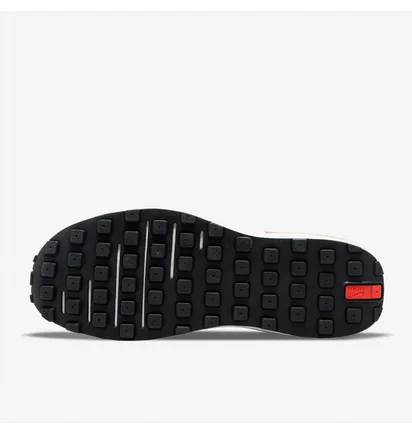 Кроссовки женские Nike Sportswear Waffle One Orange Dn4696-600