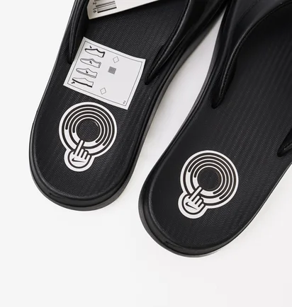 Тапочки женские Nike Bella Kai Thong Black AO3622-001