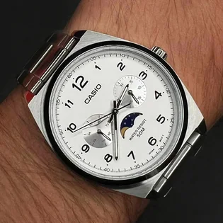 Годинник чоловічий Casio Standard MTP-M300D-7A